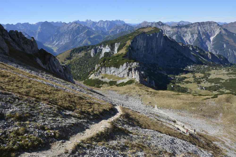 Rofan wandern: Der Aufstieg von der Dalfazalm auf den Hochiss im Rofangebirge