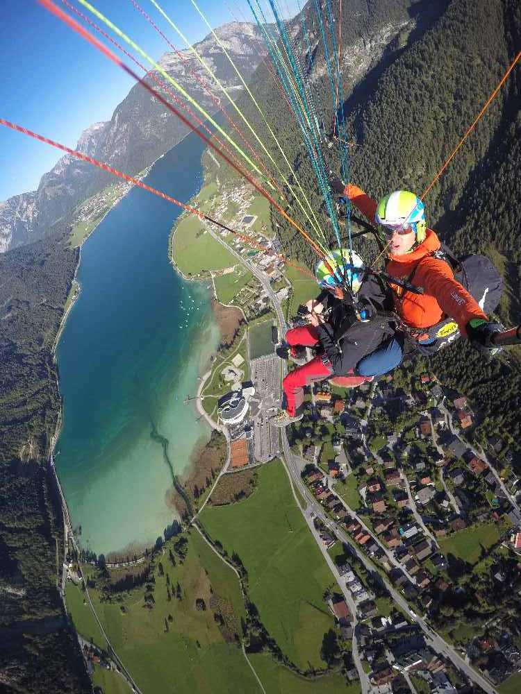 Tandem Gleitschirmfliegen Achensee - Start im Rofan