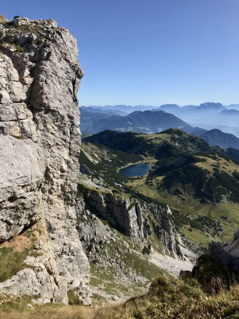 Der Ausblick unterhalb der Rofanspitze zum Zireiner See