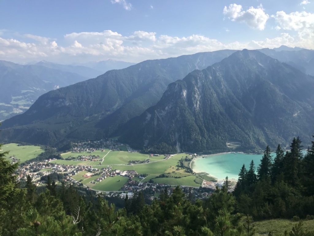 Auf den Rofan Hütten hast du tolle Ausblicke