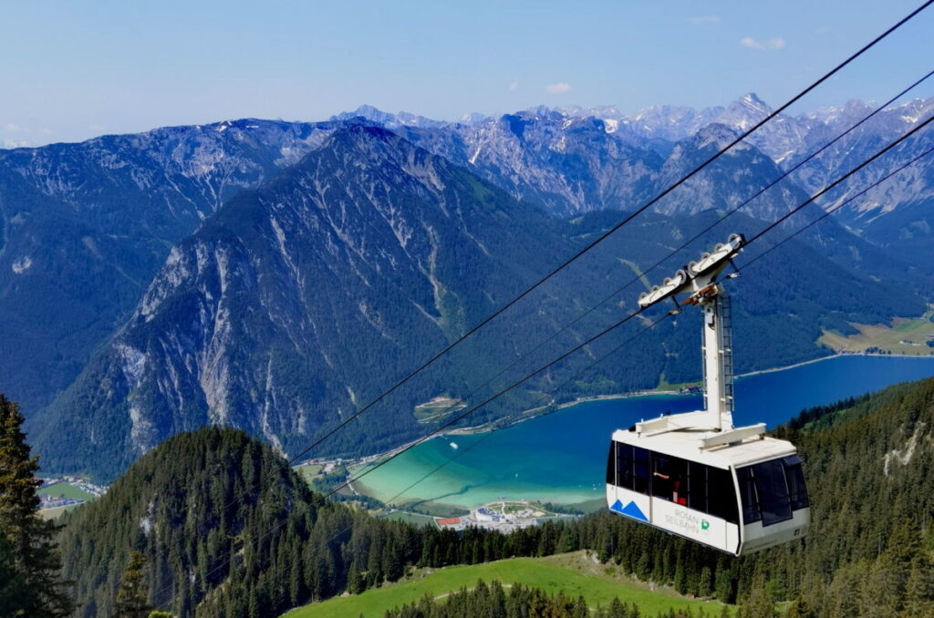 Mit der Rofanseilbahn komfortabel vom Achensee ins Rofan hinauf