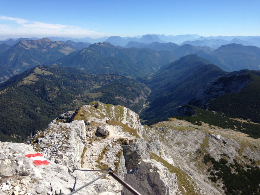 Die gigantische Aussicht vom Guffert hinunter